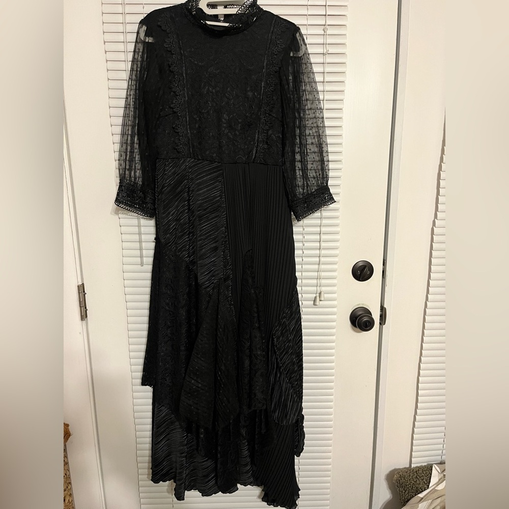 🖤Black Dress🖤 - Picture 1 of 4